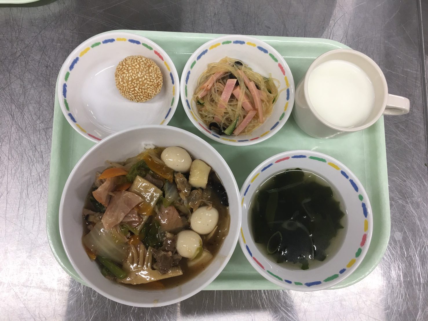 特製メニュー中華丼