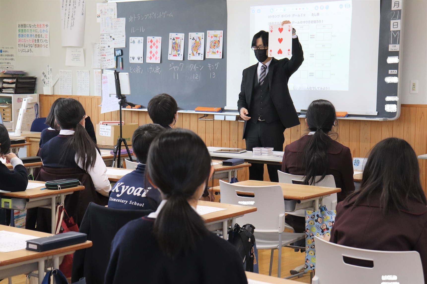 【学園連携２】共愛学園中学・高等学校の先生が特別授業に来校されました