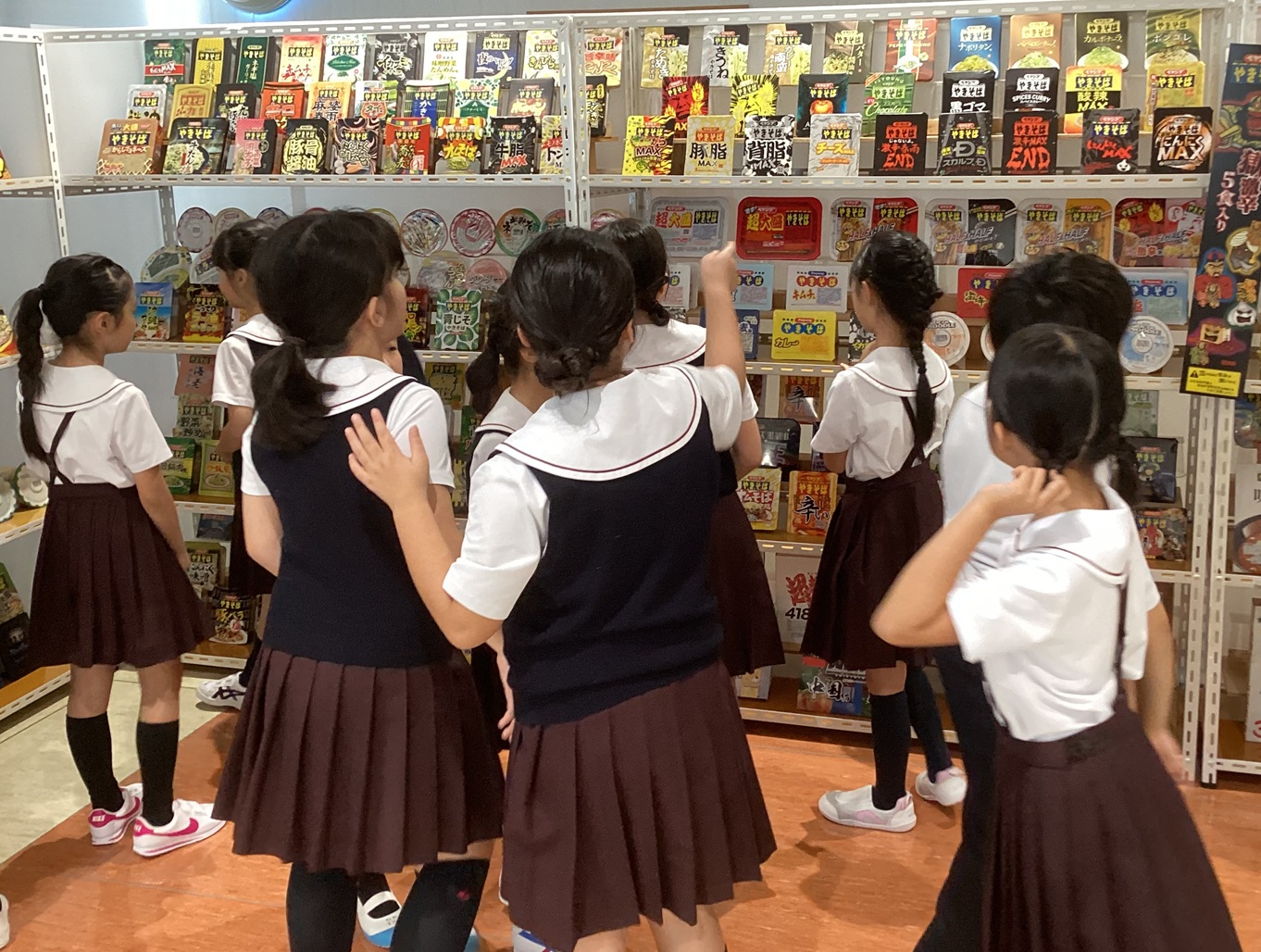 10月2日(木)　3年校外学習🚌