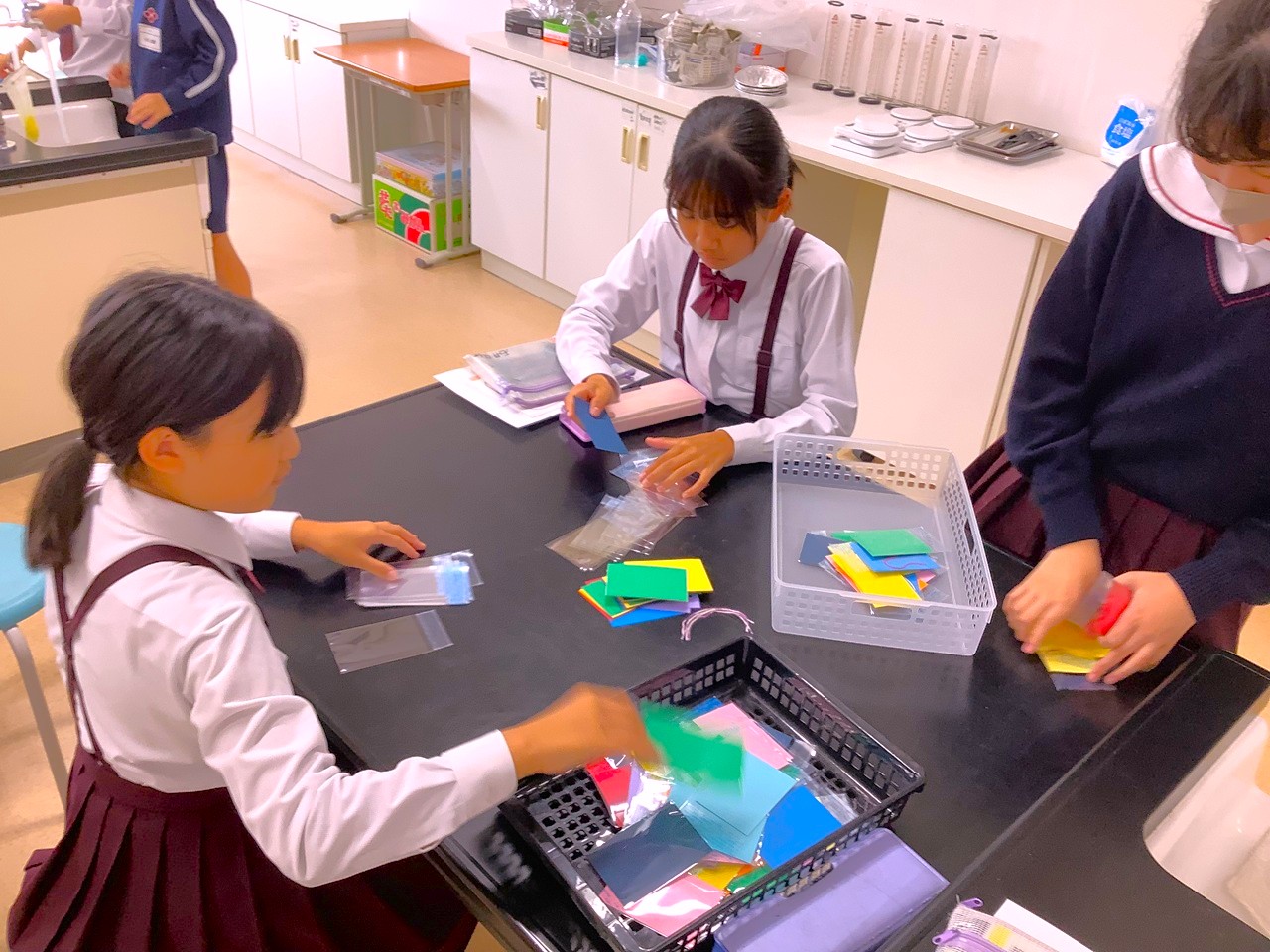 キッズフェスタクラブ活動紹介 ⑦サイエンスクラブ ⑧ウクレレクラブ