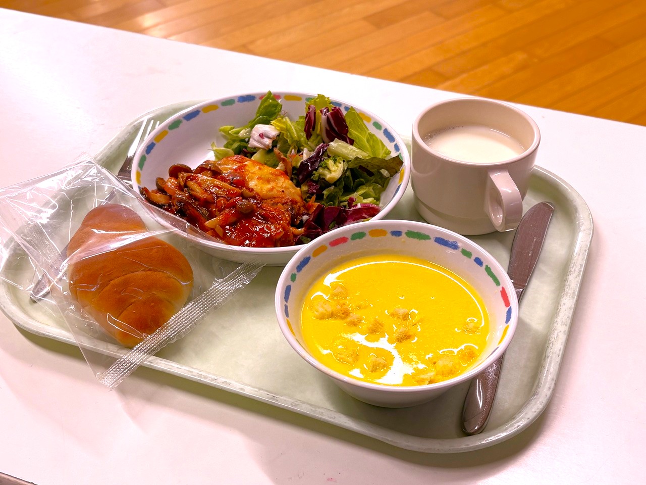 12月11日(木)　ナイフとフォークの日🍴